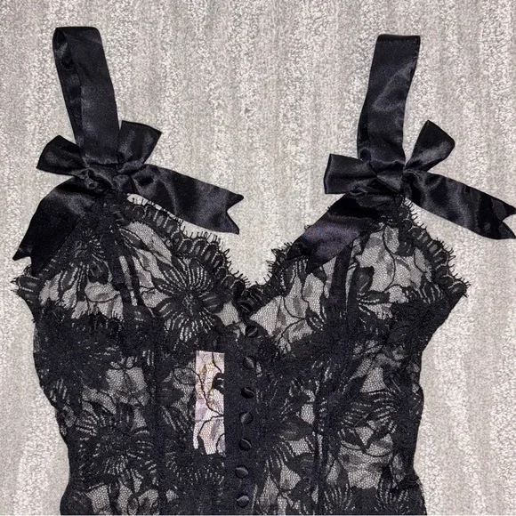 VTG Victoria’s Secret Gold Label Black Lace Teddy Bows Buttons Sheer Women’s S - Picture 4 of 6